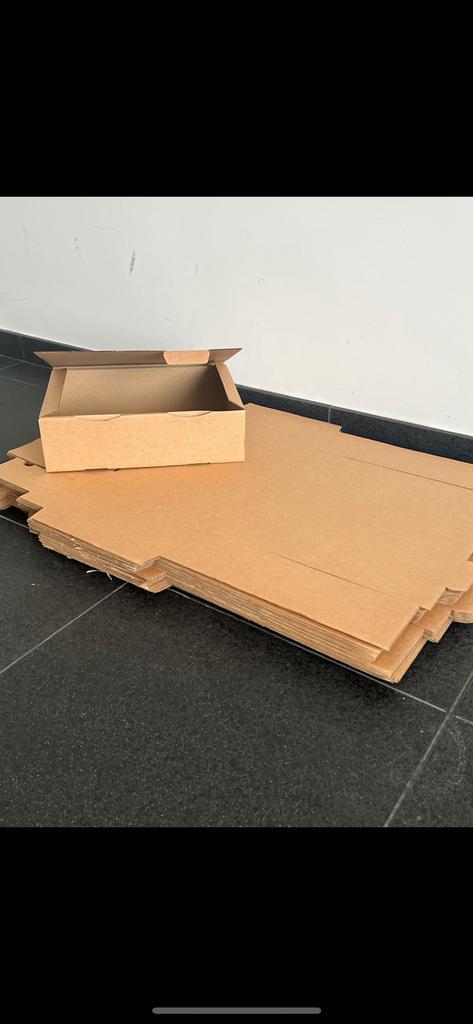 Kartonnen DOZEN, Doe-het-zelf en Bouw, Kratten en Dozen, Nieuw, Ophalen