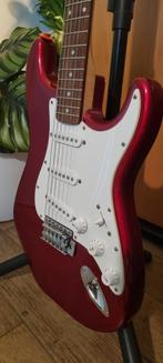Squier Affinity Stratocaster - Candy apple red, Muziek en Instrumenten, Snaarinstrumenten | Gitaren | Elektrisch, Ophalen, Gebruikt