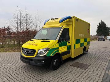 Mercedes-Benz Sprinter 516 Ambulance benodigdheden aanwezig beschikbaar voor biedingen