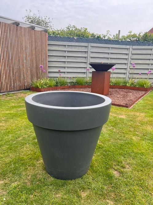 Elho Pure Round, grote plantenbak, antraciet:80diameterx h71, Tuin en Terras, Bloembakken en Plantenbakken, Gebruikt, Kunststof