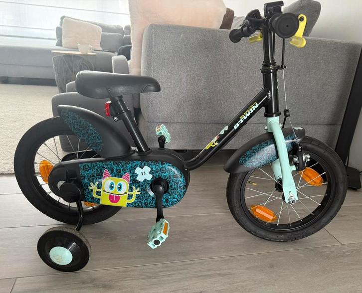 Kinderfiets B’Twin 14” met zijwieltjes – in goede staat, Fietsen en Brommers, Fietsen | Kinderfietsjes, Zo goed als nieuw, Zijwieltjes