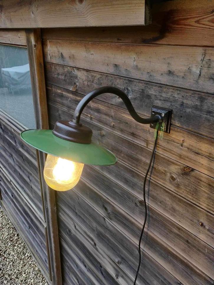 Origenele oude Franse stallamp - hoevelamp - koerlamp, Huis en Inrichting, Lampen | Wandlampen, Gebruikt, Glas, Kunststof, Metaal