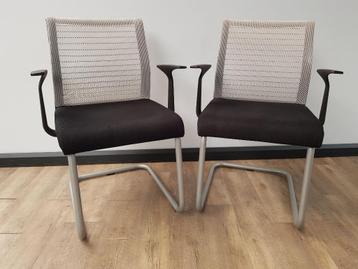 Steelcase vergaderstoel Think beschikbaar voor biedingen