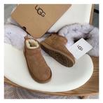 Nieuw UGG boots cognac Laatste stuks Maat 42, Bruin, Boots, Nieuw, Ophalen of Verzenden