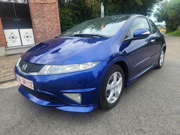 Honda Civic Type S 160000 KM MAGNIFIQUE DANS CETTE COULEUR 