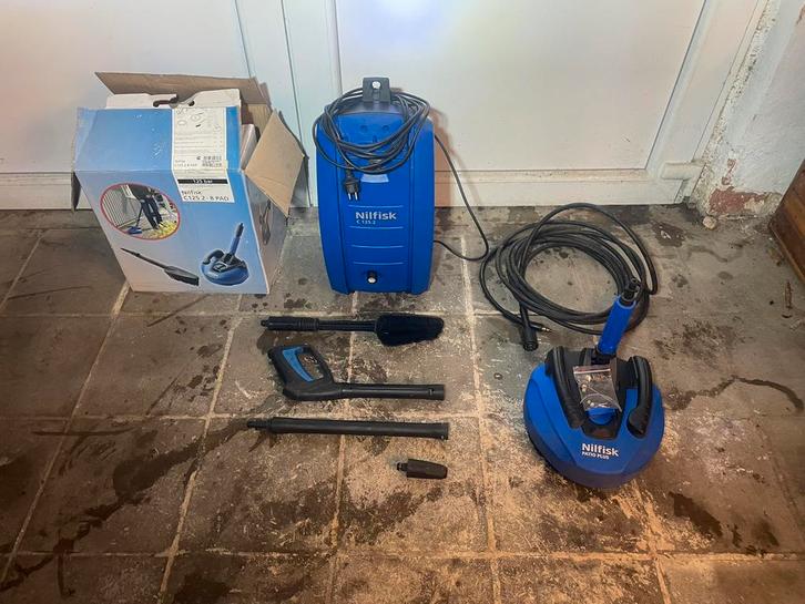 Nilfisk 125.2, Doe-het-zelf en Bouw, Schildersmaterialen, Zo goed als nieuw, Kwast, Ophalen