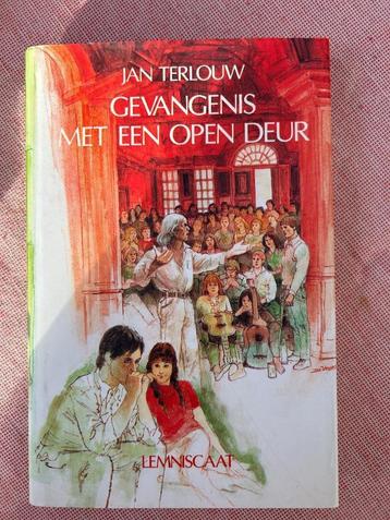 Gevangenis met een open deur beschikbaar voor biedingen