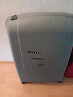 2 reiskoffers, Ophalen, Zo goed als nieuw, Wieltjes