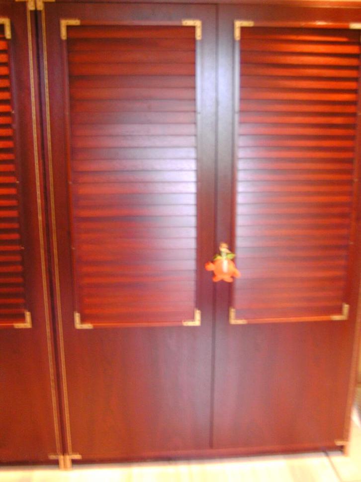 kleerkast, Huis en Inrichting, Kasten | Kleerkasten, Gebruikt, 150 tot 200 cm, 100 tot 150 cm, 50 tot 75 cm, Met deur(en), Met plank(en)