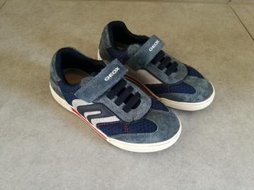 Sneakers bleues (garçons, taille 32, Geox)