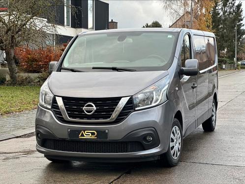 Nissan Nv300 2.0D 2017 Euro 6B trafic 199 000Km Airco/Camera, Auto's, Nissan, Bedrijf, NV300 Combi, ABS, Adaptieve lichten, Airbags