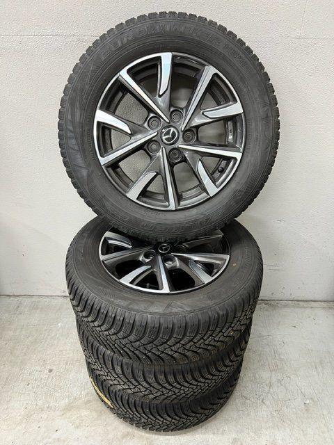 Winterset Mazda CX-3 Falken EuroWinter HS01 215/60 R16, Auto-onderdelen, Banden en Velgen, Banden en Velgen, Winterbanden, 16 inch