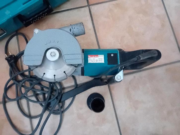 Rainureuse. Makita, Doe-het-zelf en Bouw, Gereedschap | Machine-onderdelen en Toebehoren, Gebruikt, Ophalen of Verzenden