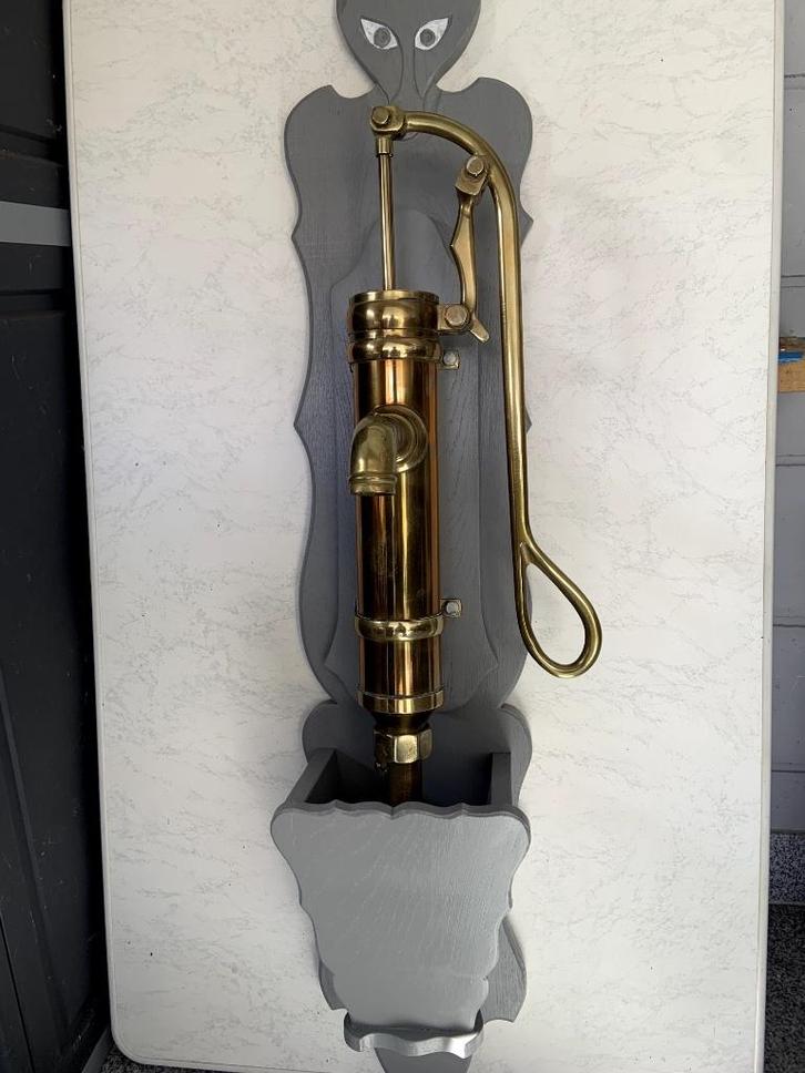 TE KOOP - Unieke en stijlvolle decoratieve waterpomp, Antiek en Kunst, Antiek | Woonaccessoires, Ophalen