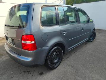 VW Touran 7 places DSG, Autos, Argent ou Gris, Achat, 7 places, 5 portes