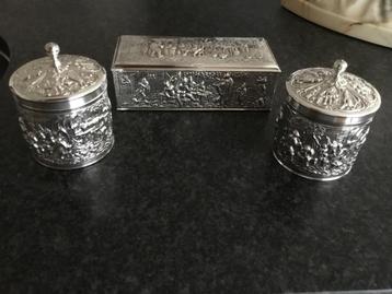 Oude thee dozen verzilverde. beschikbaar voor biedingen