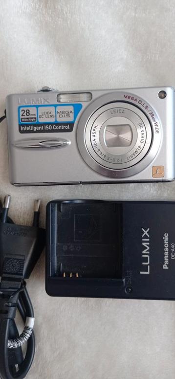Aparalle foto Lumix  beschikbaar voor biedingen