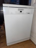Miele vaatwasser, Elektronische apparatuur, Vaatwasmachines, Ophalen, Zo goed als nieuw, 10 tot 14 liter, 85 tot 90 cm