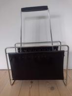 Vintage krantenbak / lectuurhouder (leder - chrome - hout), Ophalen, Gebruikt