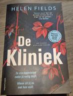 Helen Fields - De kliniek ...., Ophalen of Verzenden, Zo goed als nieuw, Europa overig