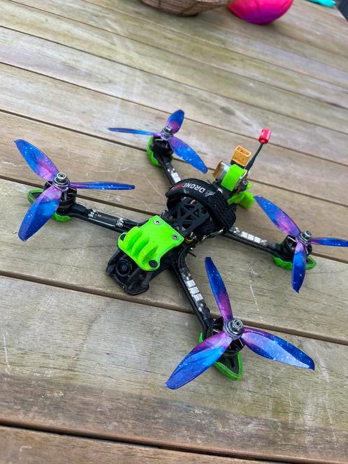 Analoge 6s fpv drone, Hobby en Vrije tijd, Modelbouw | Radiografisch | Helikopters en Quadcopters, Zo goed als nieuw, Ophalen of Verzenden