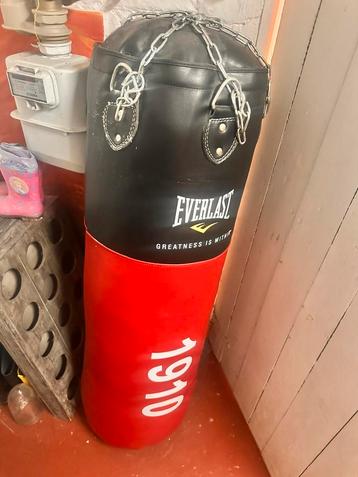 Sac de frappe beschikbaar voor biedingen