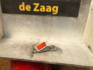Motorkap Scharnier van een Seat Leon beschikbaar voor biedingen