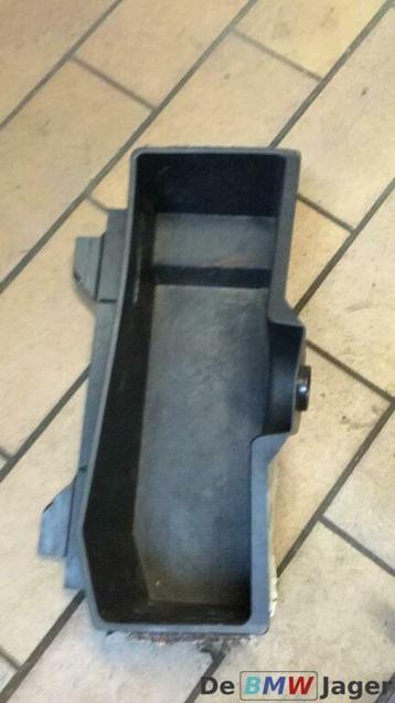 Opbergvak kofferbak BMW 5 serie E39 Touring 51478187266 beschikbaar voor biedingen