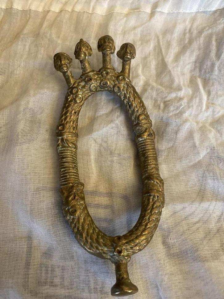 oud brons, Gan Afrikaanse valuta armband, Antiek en Kunst, Antiek | Brons en Koper, Brons, Ophalen of Verzenden