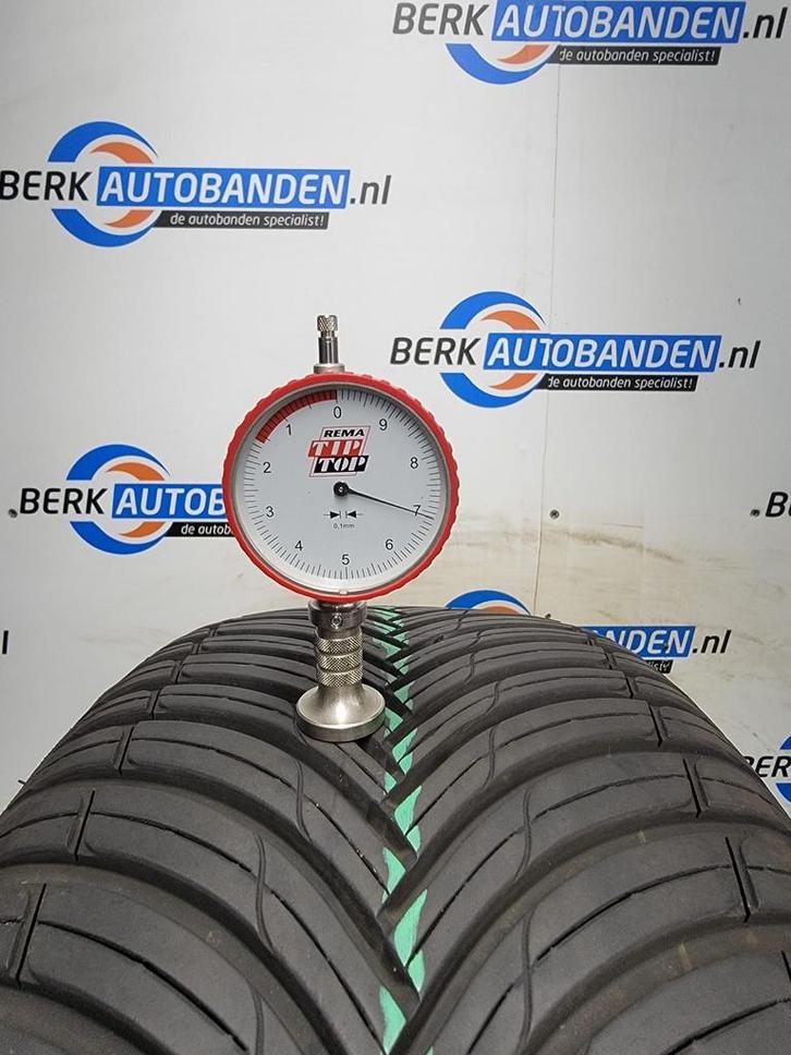 4x Kleber Quadraxer SUV 235/50 R19 99V 235/50/19 2355019 (pr, Auto-onderdelen, Banden en Velgen, Band(en), All Season, 19 inch