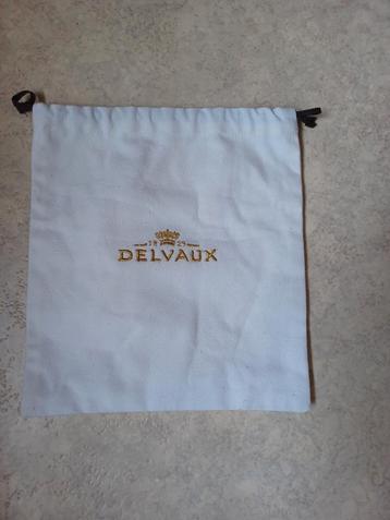 DELVAUX Omslag met gouden letters en logo beschikbaar voor biedingen