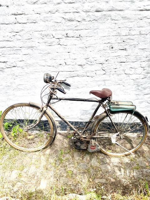 MOSQUITO….GARELLI-MOTOR, Fietsen en Brommers, Fietsen | Oldtimers, 47 tot 51 cm, Jaren '50, Ophalen