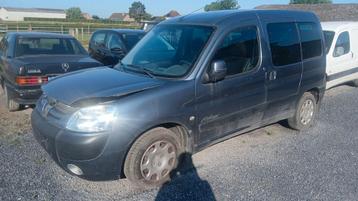 Peugeot Partner 5 places 1.6hdi *problème technique*, Autos, Peugeot, Achat, Noir, 5 portes, Particulier