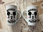Set van 2 Mickey Mouse mokken ( Disney ) Mickey's Coffee, Verzamelen, Ophalen of Verzenden, Mickey Mouse, Servies