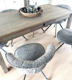 Eiken tafel nieuw, Ophalen, Nieuw