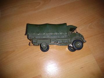 Lot unimog mercedes + jeep willys Dinky Toys pour pieces beschikbaar voor biedingen