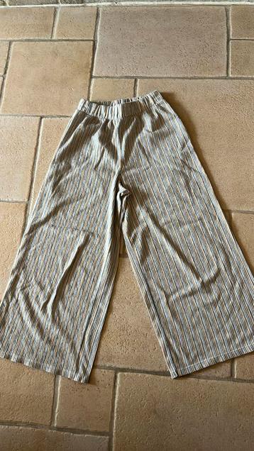 Prachtige broek pull en bear maat small, Enlèvement ou Envoi, Comme neuf