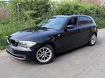 BMW 118 118i benzine | 164.000 KM | Open dak, Voorwielaandrijving, Zwart, 4 cilinders, Zwart