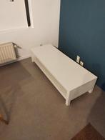 Table basse Ikea blanche satin 150x50, Maison & Meubles