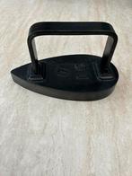 Gietijzeren strijkijzer, Elektronische apparatuur, Strijkijzers en Strijkplanken, Ophalen, Zo goed als nieuw