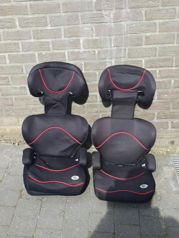 2 autostoelen  15-36 kg beschikbaar voor biedingen