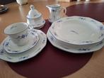 Vintage porseleinen servies (70-delig), Ophalen, Zo goed als nieuw, Porselein, Compleet servies