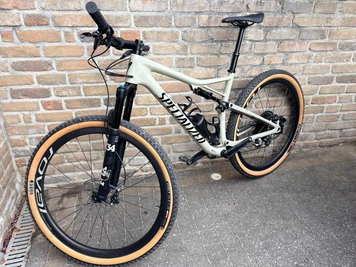 Specialized Epic Expert Carbon EVO 29, Fietsen en Brommers, Fietsen | Mountainbikes en ATB, Zo goed als nieuw, Heren, Overige merken