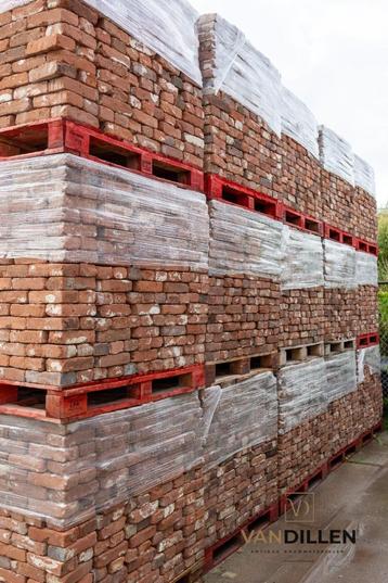 Oude bakstenen vormbak rood paars bruin 600.000 stuks! beschikbaar voor biedingen