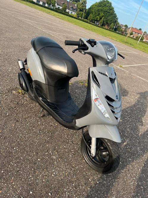 Zip 2t A Klasse 2016 50cc laatste model 6392km, Motoren, Motoren | Piaggio, Particulier, Scooter, Ophalen