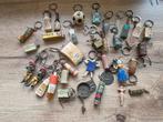 Lot vintage sleutelhangers, Verzamelen, Ophalen of Verzenden, Gebruikt, Merk