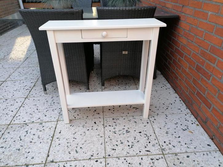 Klein ,smal tafeltje voor tegen de muur., Huis en Inrichting, Tafels | Sidetables, Ophalen