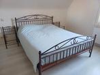 Mooi smeedijzeren bed mét 2 lattenbodems en 2 nachtkastjes, Huis en Inrichting, Slaapkamer | Bedden, Ophalen
