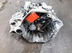 VERSNELLINGSBAK Nissan Qashqai (J10) (11-2006/01-2014), Gebruikt, Nissan