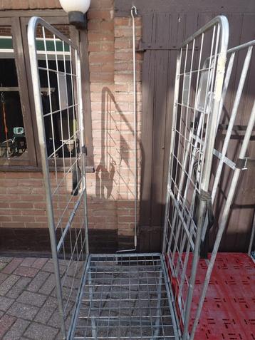 Te koop aangeboden  beschikbaar voor biedingen